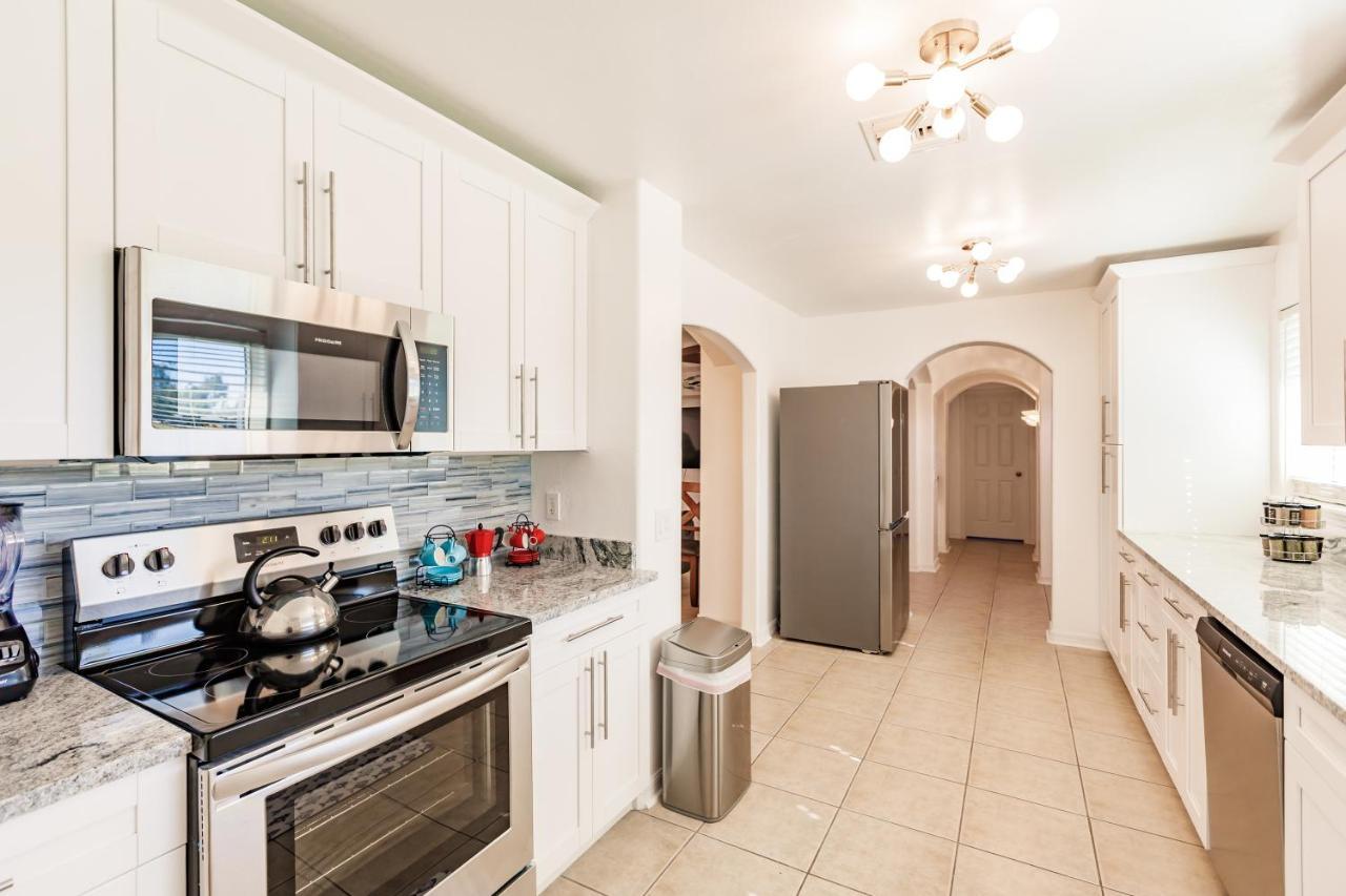 New! Dock Canal Family Home W/Pool & Gulf Access! North Fort Myers Dış mekan fotoğraf