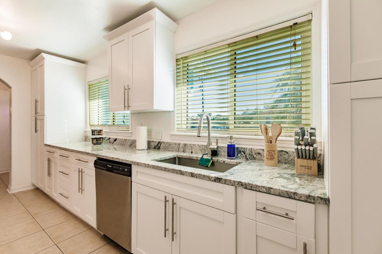 New! Dock Canal Family Home W/Pool & Gulf Access! North Fort Myers Dış mekan fotoğraf