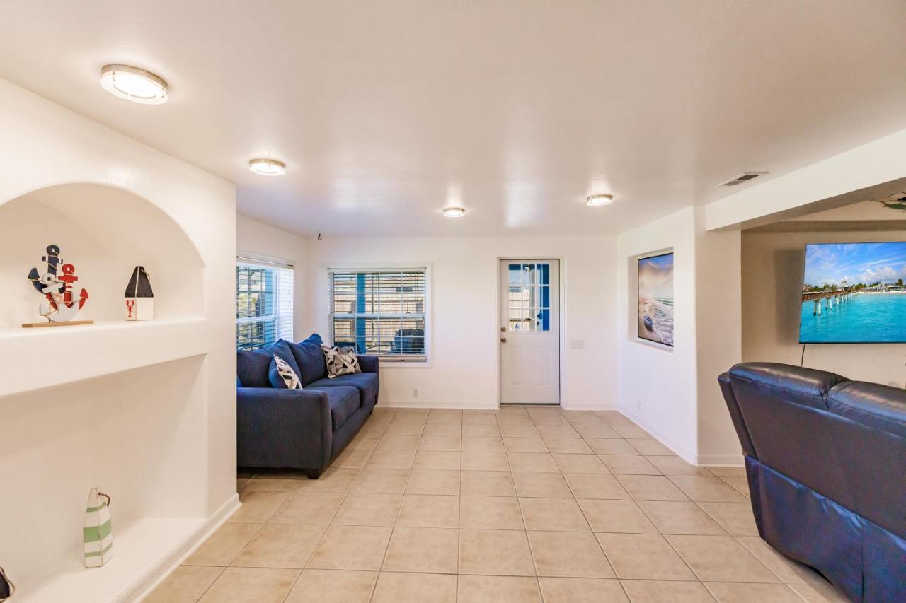 New! Dock Canal Family Home W/Pool & Gulf Access! North Fort Myers Dış mekan fotoğraf